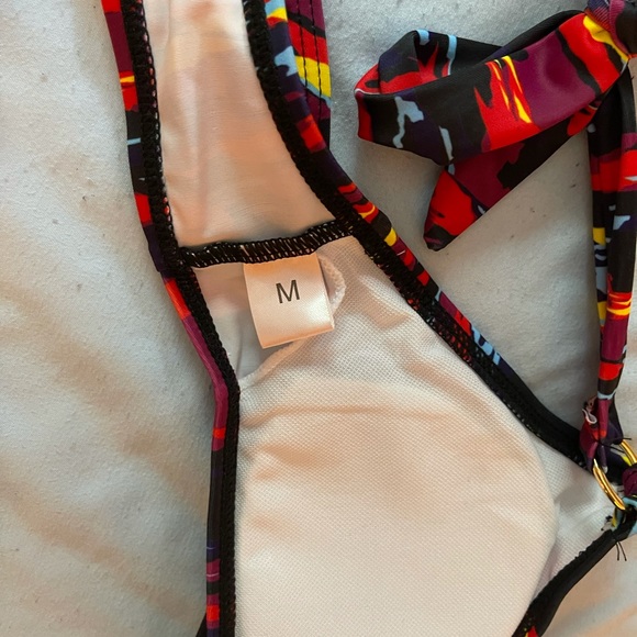 Bathing suit top - Picture 2 of 2